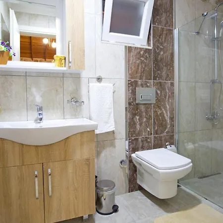 Islamlar Village 2 Bedroom - Private Pool And Garden