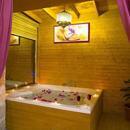 Islamlar Village 2 Bedroom - Private Pool And Garden Willa