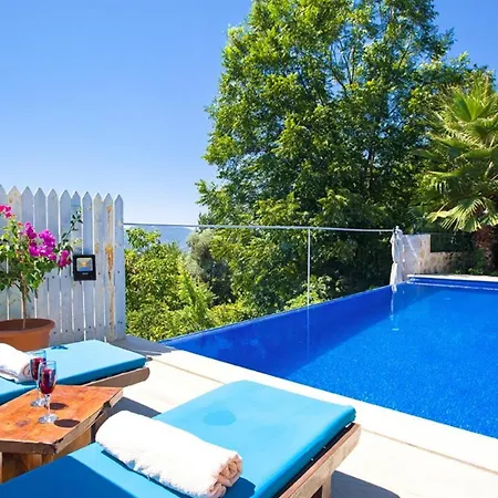 Islamlar Village 2 Bedroom - Private Pool And Garden *