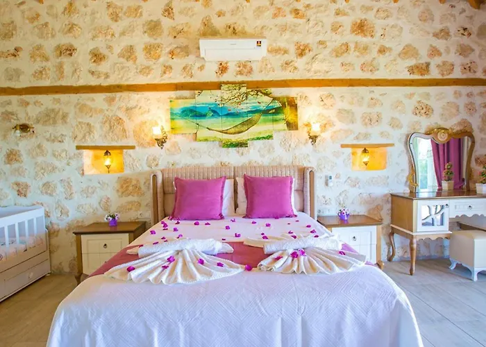 Islamlar Village 2 Bedroom - Private Pool And Garden